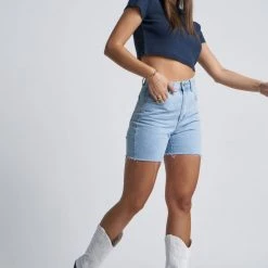 Abrand Jeans Fashion A Claudia Cut Off Mid Thigh Walk Away Blue Denim Short