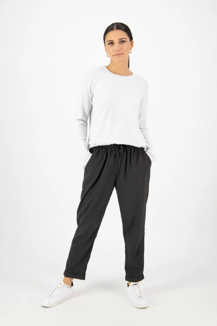 Among The Brave Warrior Black Relaxed Drapey Drawstring Elastic Cuff Pant Fashion 3 Among The Brave Warrior Black Relaxed Drapey Drawstring Elastic Cuff Pant Fashion