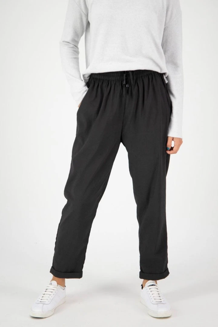 Among The Brave Warrior Black Relaxed Drapey Drawstring Elastic Cuff Pant Fashion 4 Among The Brave Warrior Black Relaxed Drapey Drawstring Elastic Cuff Pant Fashion