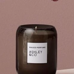 Ashley+Co Home & Beauty Natural Waxed Blossom + Gilt Perfume Candle