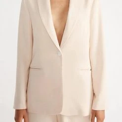 Staple The Label Ana Light Peach Blazer