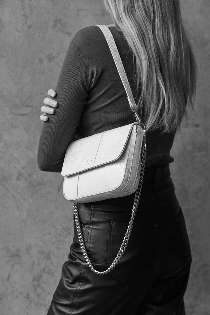 Brie Leon Accessories Isabel Stone Lizard Bag With Chain 6 Brie Leon Accessories Isabel Stone Lizard Bag With Chain