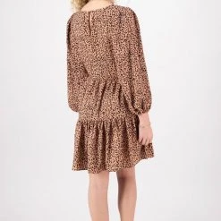 Ivy + Jack Elsa Peach Leopard Satin V Neck Mid Sleeve Smock Dress Fashion 9 Ivy + Jack Elsa Peach Leopard Satin V Neck Mid Sleeve Smock Dress Fashion