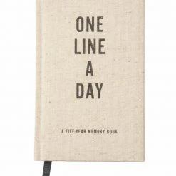Publishers Distribution Books Canvas One Line A Day