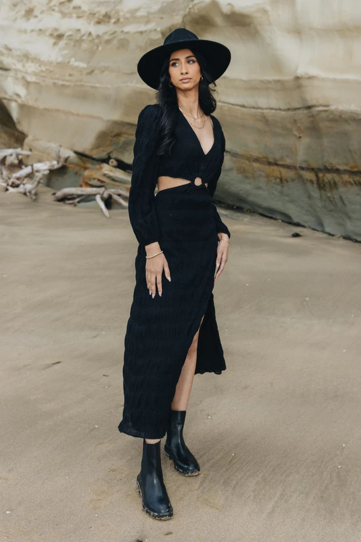 Ivy + Jack Skyler Black Shirred Cotton LS V Neck Waist Cut Out Maxi Dress Fashion 4 Ivy + Jack Skyler Black Shirred Cotton LS V Neck Waist Cut Out Maxi Dress Fashion