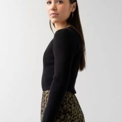 Ivy + Jack Radiant Black LS Rib Knit Crew Neck Top Fashion