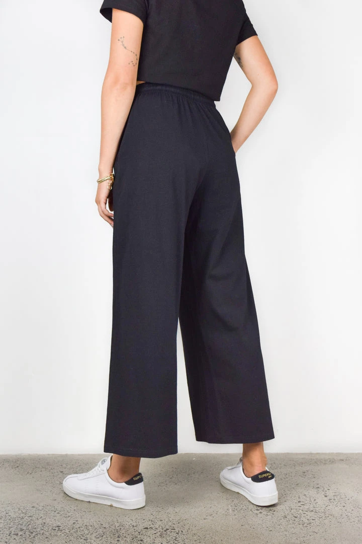 Among The Brave Fashion Time Out Black Wide Leg Stretch Jersey Relaxed Pant 8 Among The Brave Fashion Time Out Black Wide Leg Stretch Jersey Relaxed Pant