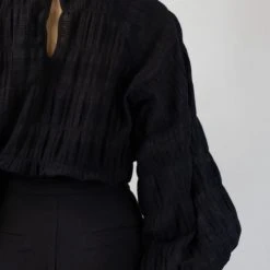 Ivy + Jack Fashion Carly Black Shirred Cotton LS Raglan Elastic Hem Crop Top