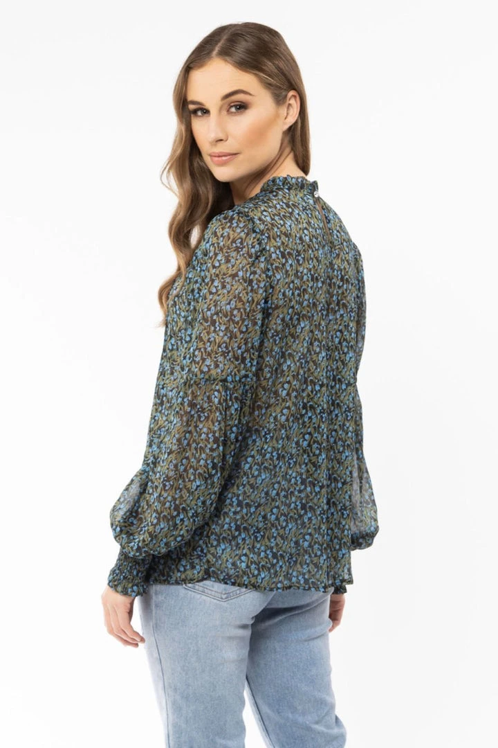 Billie The Label Fantasy Blue Floral Lace Front LS Top Fashion 5 Billie The Label Fantasy Blue Floral Lace Front LS Top Fashion