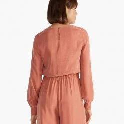 Staple The Label Fashion Elena Crop Terracotta LS Top 8 Staple The Label Fashion Elena Crop Terracotta LS Top