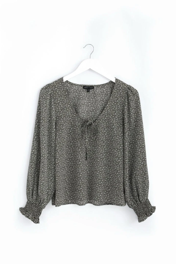 Among The Brave In Love Tobacco Ditsy Floral LS Shirred Cuff Tie V Neck Top Fashion 7 Among The Brave In Love Tobacco Ditsy Floral LS Shirred Cuff Tie V Neck Top Fashion