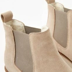 Walnut Jade Stacked Mushroom Suede Leather Ankle Boot Accessories