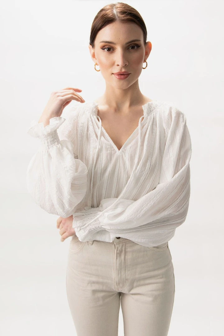 Ivy + Jack Fashion Jade White Texture LS Raglan Shirred V Neck Elastic Hem Top 4 Ivy + Jack Fashion Jade White Texture LS Raglan Shirred V Neck Elastic Hem Top