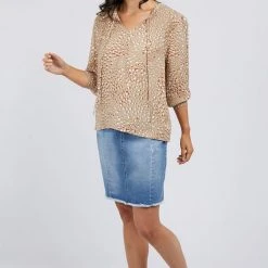 Foxwood Kaiya Beige Animal LS Top