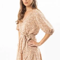 Leila + Luca Fashion Adventurous Nude Floral Puff SS V Neck Mini Dress