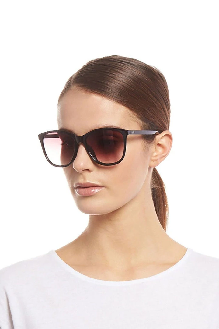 Le Specs Entitlement Cats Eye Black Smoke Gradient Lens Sunglasses 4 Le Specs Entitlement Cats Eye Black Smoke Gradient Lens Sunglasses