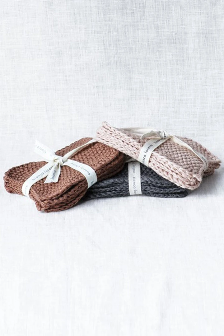 Bianca Lorenne Lavette Knitted Vintage Rose Makeup Removers Set Of 5 Support Local Gifts 5 Bianca Lorenne Lavette Knitted Vintage Rose Makeup Removers Set Of 5 Support Local Gifts