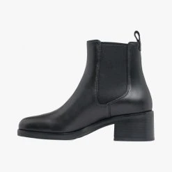 Solsana Accessories Nellie Black Leather Boot
