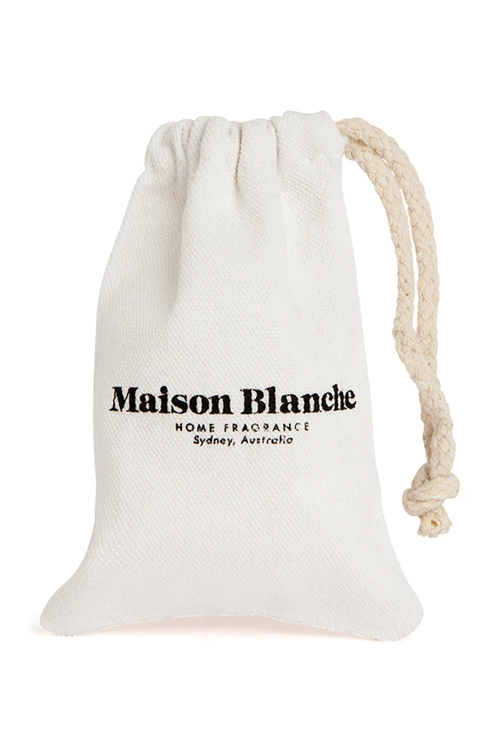 Maison Blanche Home & Beauty Small Cedarwood & Patchouli Candle 60g 4 Maison Blanche Home & Beauty Small Cedarwood & Patchouli Candle 60g