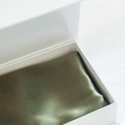 Home Lab 100% Silk Beauty Pair Pillowcases Olive 48x73cm