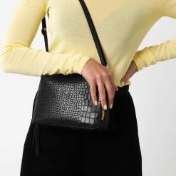 Vash Izar Black Croc Mini Crossbody 9 Vash Izar Black Croc Mini Crossbody