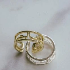 Lindi Kingi Love Peace Ring