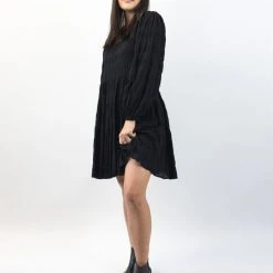 Ivy + Jack Fashion Bella Black Shirred Cotton LS Tiered Mini Dress