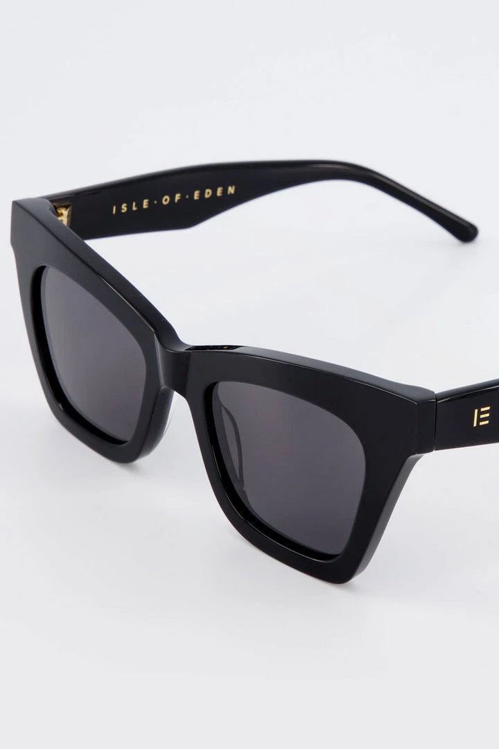 Isle Of Eden Sienna Black Sunglasses Accessories 8 Isle Of Eden Sienna Black Sunglasses Accessories