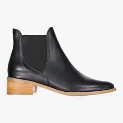Minx Snappy Black Milled Leather Chelsea Boot With Natural Sole Accessories