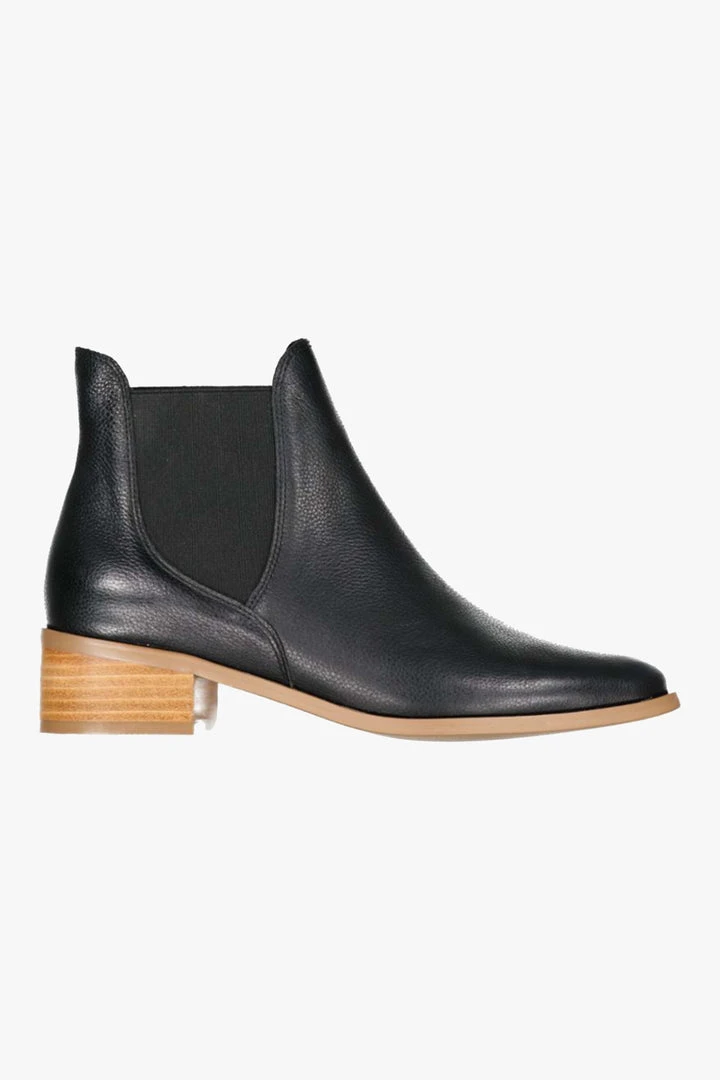 Minx Snappy Black Milled Leather Chelsea Boot With Natural Sole Accessories 3 Minx Snappy Black Milled Leather Chelsea Boot With Natural Sole Accessories