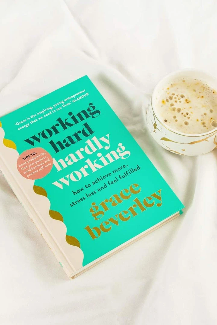 Flying Kiwi Books Working Hard Hardly Working 4 Flying Kiwi Books Working Hard Hardly Working